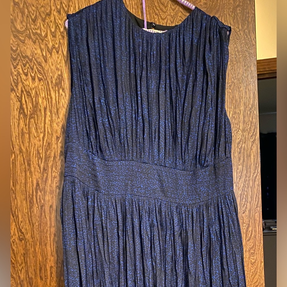 Banana Republic sleeveless dress